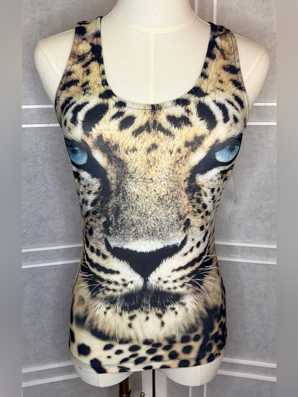 Graphic Blue Eyed Leopard Racerback Stretchy Fitted Tank Top Size S